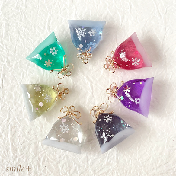 ＃295 六角形✴チェック✴雪の結晶✴レジンヘアゴムキーホルダーブローチ 295 六角形✴チェック✴雪の結晶✴レジンヘアゴムキーホルダーブローチ