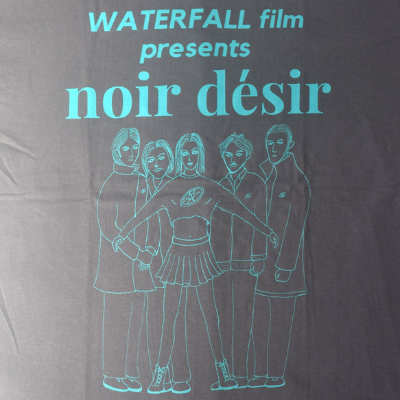 架空の フランス映画『Noir Desir ノワール・デジール』Tシャツ  チャコール　Mサイズ　WATERFALL 2枚目の画像