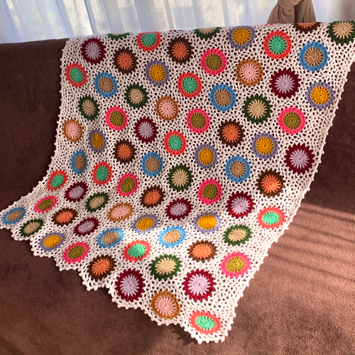 最新の激安 ハンドメイド 手編み かぎ針編み お花モチーフ ブランケット その他