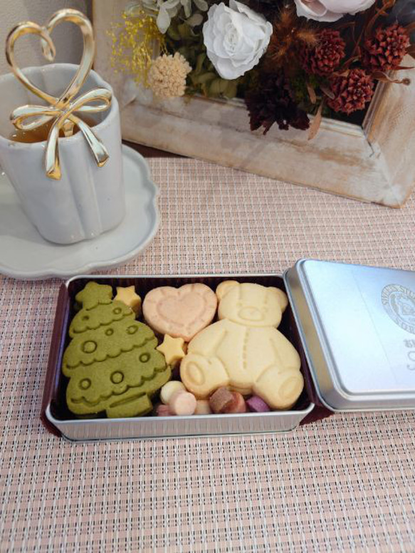 おもちゃ箱　クッキー缶　クリスマス　プレゼント　贈り物　可愛いクッキー缶 1枚目の画像