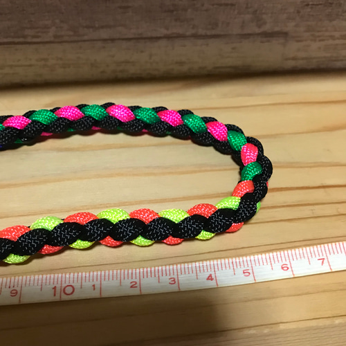 342・グリズリーチャームでパラコードウォレットチェーン・オリジナルハンドメイド 154・全長約34㎝，パラコードウォレットチェーン，スマホストラップ