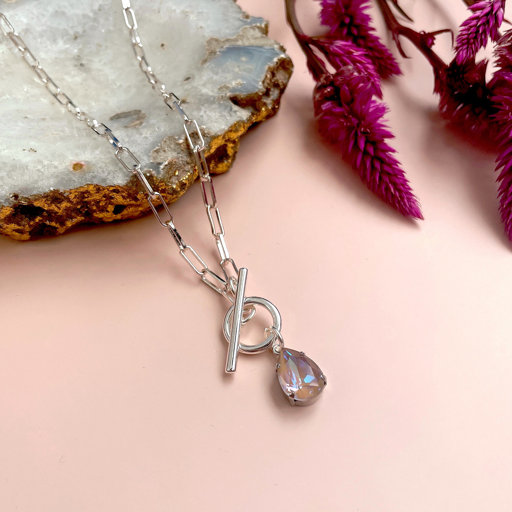 ★重ねづけ★クリスタルと淡水パールのダブルチェーンネックレス -Dusty Pink-