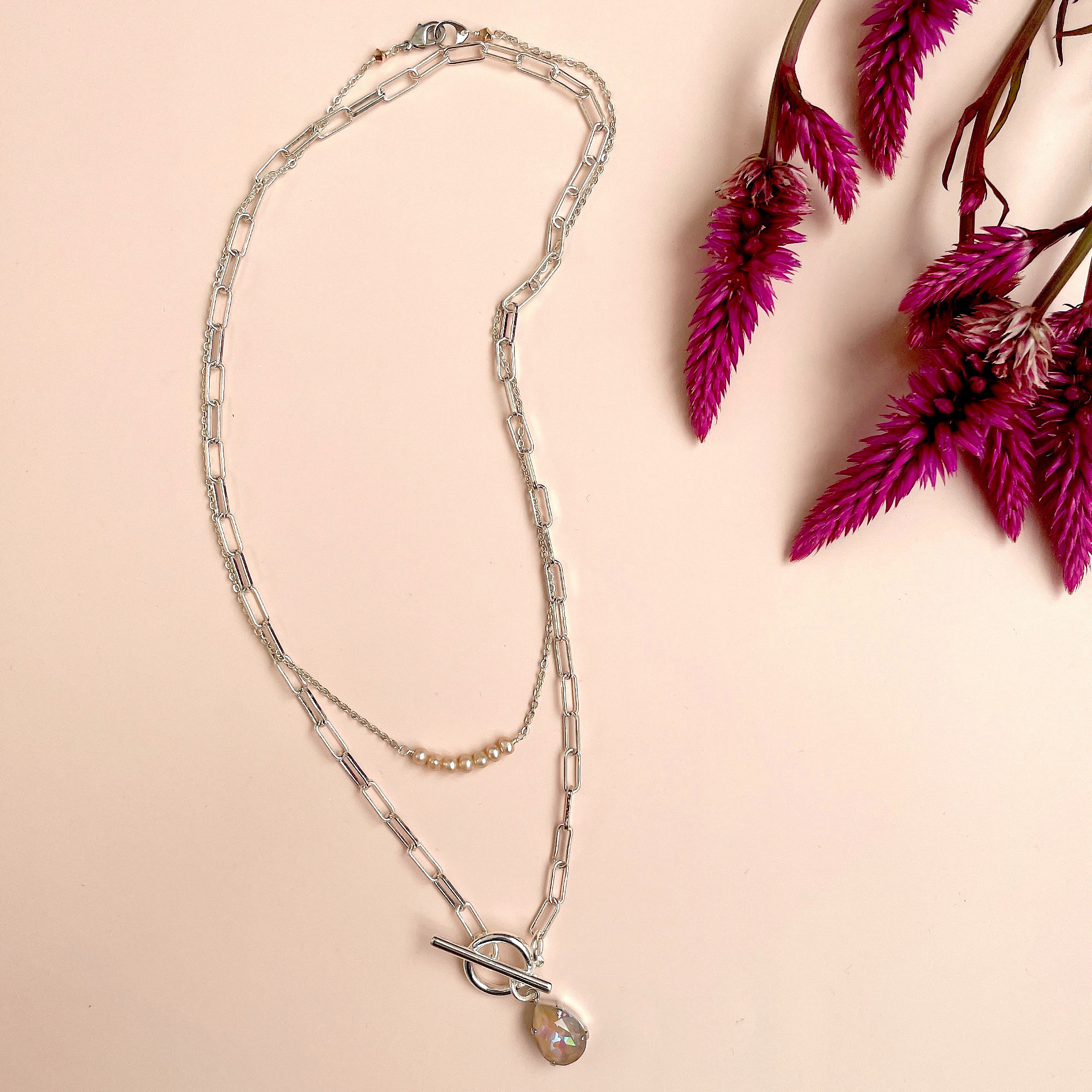 ★重ねづけ★クリスタルと淡水パールのダブルチェーンネックレス -Dusty Pink-