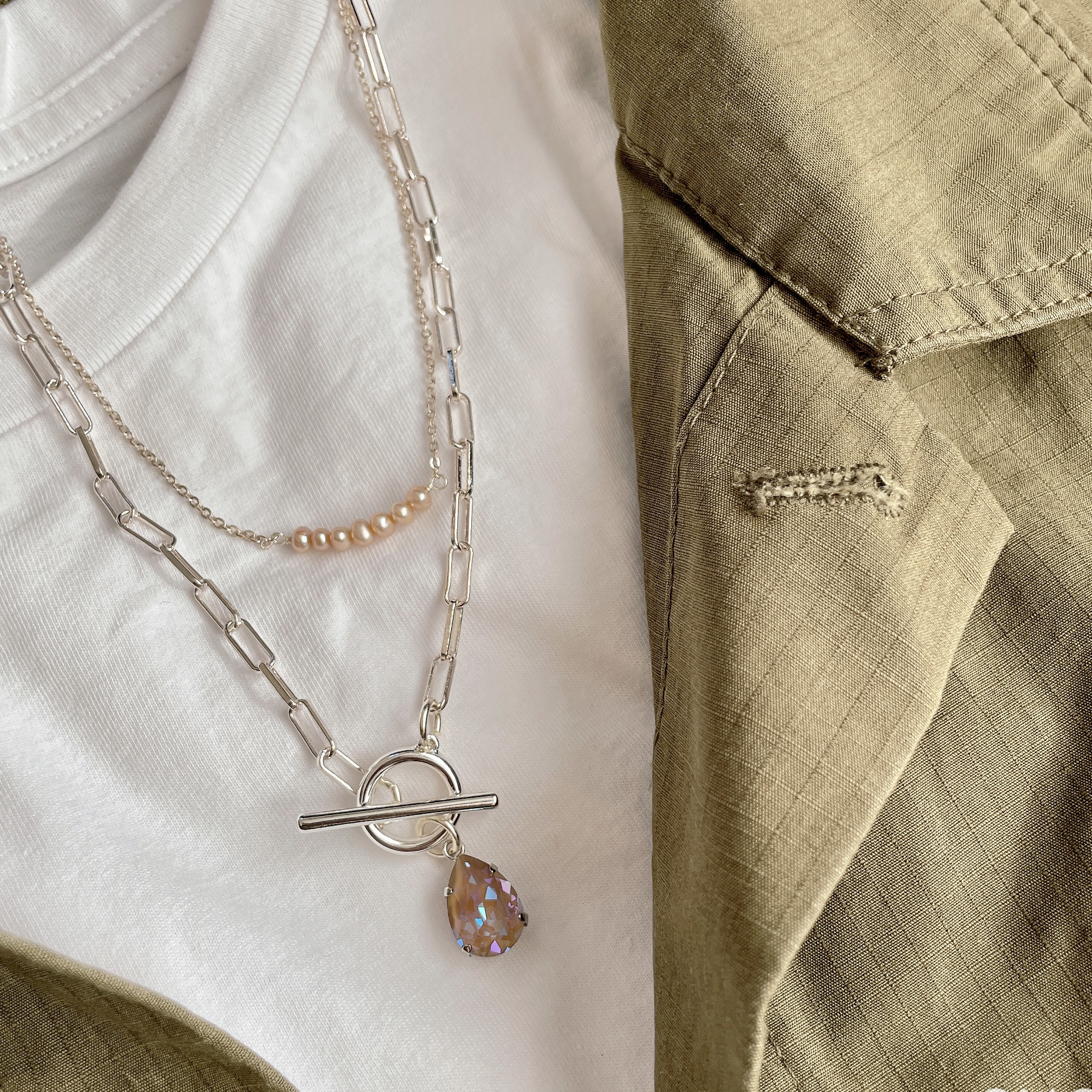 ★重ねづけ★クリスタルと淡水パールのダブルチェーンネックレス -Dusty Pink-