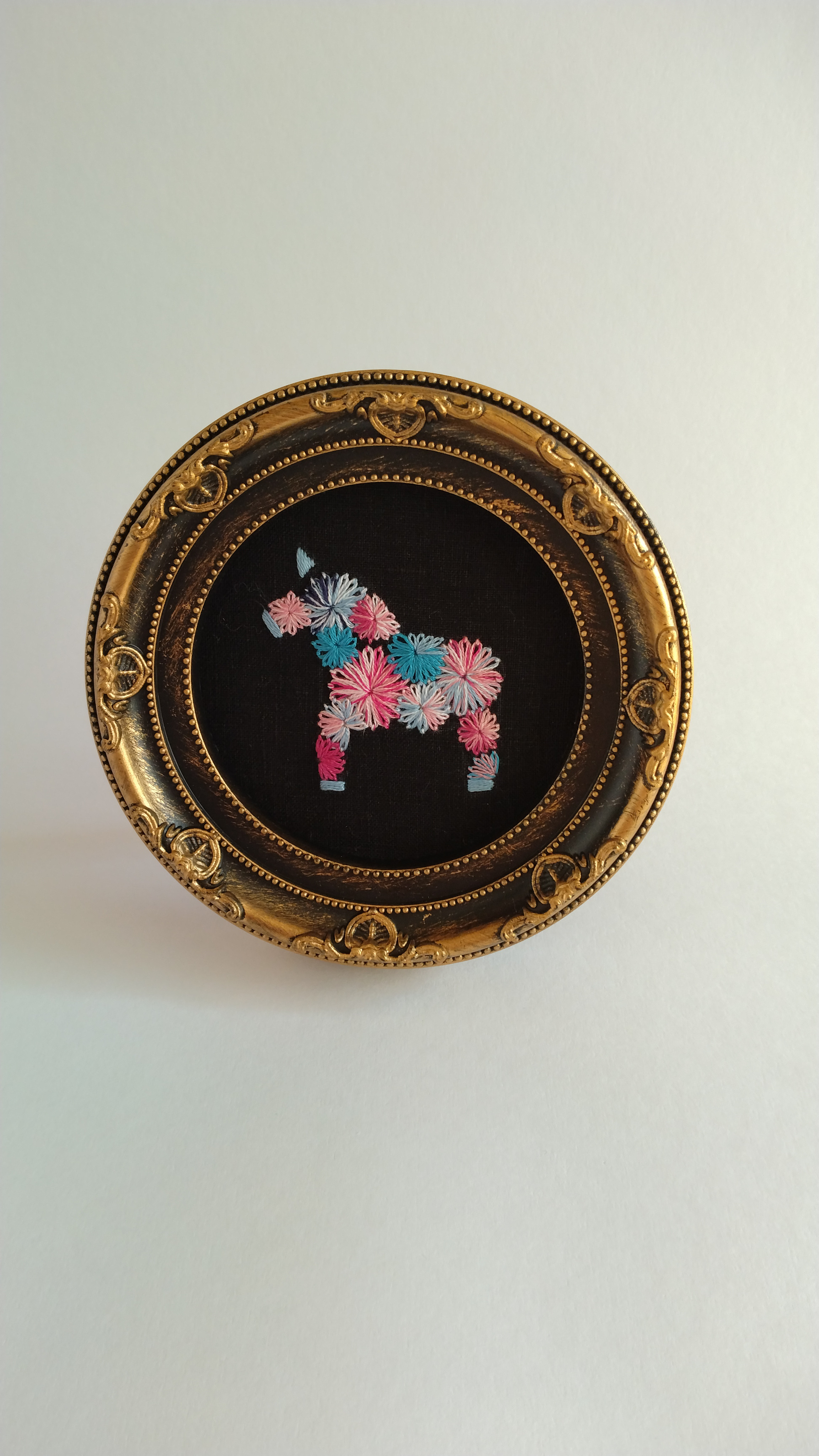 * picture 刺しゅう絵 vintage ❀ フレーム 北欧の森