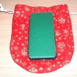 【送料無料】巾着袋クリスマス白緑赤　トナカイ　ベル　ツリー　サンタ　雪　プレゼント　裏付き 1枚目の画像