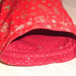 【送料無料】巾着袋クリスマス白緑赤　トナカイ　ベル　ツリー　サンタ　雪　プレゼント　裏付き 2枚目の画像