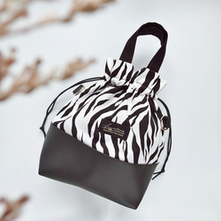 ゼブラ柄 巾着バック ショルダー レザー 黒 ブラック 2way 長財布 持ち