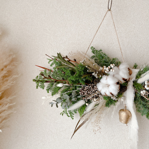 クリスマススワッグ ベル付き 横長スワッグ ドライフラワー スワッグ