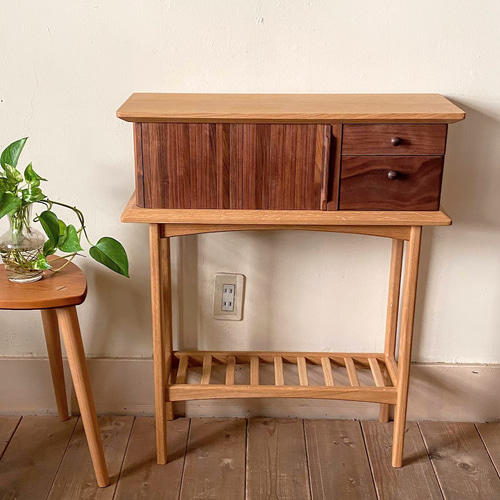 【美品】唐木家具 蛇腹扉•収納付ミニチェスト ヴィンテージ 美品】唐木家具 蛇腹扉•収納付ミニチェスト ヴィンテージ