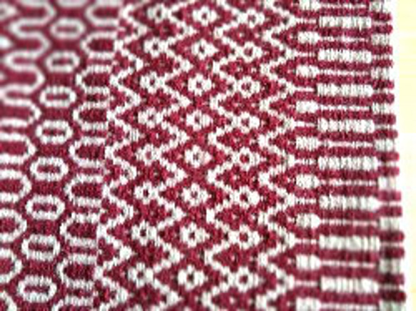 値下げ　手織りウールのローゼンゴン織のマット➁　ウールマット　北欧柄　椅子マット　椅子敷き　小マット　柄織り 3枚目の画像