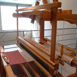 値下げ　手織りウールのローゼンゴン織のマット➁　ウールマット　北欧柄　椅子マット　椅子敷き　小マット　柄織り 8枚目の画像