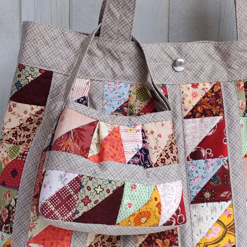 【専用出品】ハンドメイド✳✳パッチワーク　トートバッグ　3点おまとめ ハンドメイドトートバッグ No.913 一点物 パッチワーク風 ネコ
