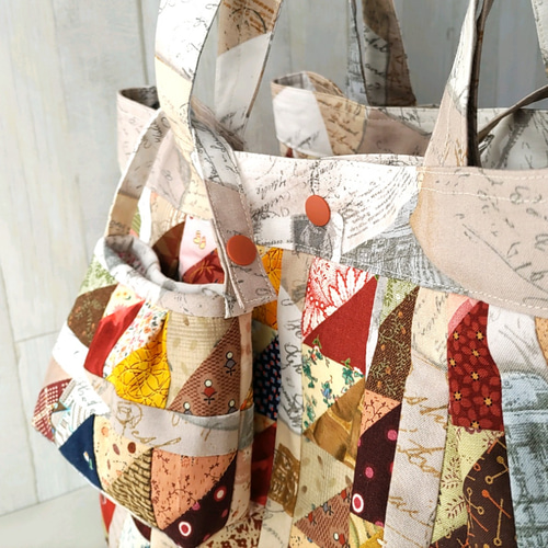 新・ふっくらレトロな三角形パッチワークのトートバッグ(ミニポーチ