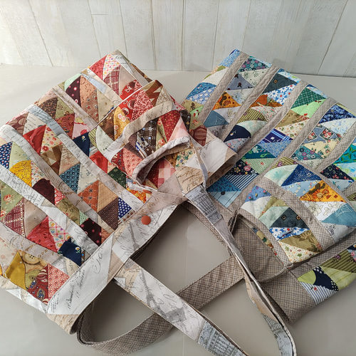 新・ふっくらレトロな三角形パッチワークのトートバッグ(ミニポーチ