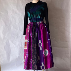 銘仙　紫系の12枚はぎのスカート 4枚目の画像