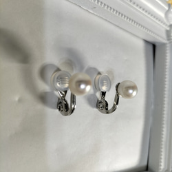 あこや本真珠（日本産）の調整可能なクリップ式イヤリング 3枚目の画像