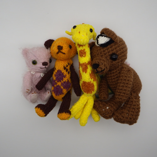 カスタマイズ可能❣️ファーヤーンのクマさんあみぐるみ カスタマイズ可能❣️ファーヤーンのクマさんあみぐるみ