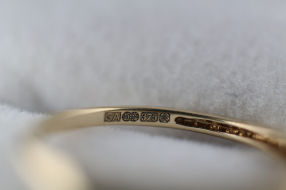 英国 ビンテージ イギリス ゴールド 指輪 リング 天然 エメラルド ベリル ビンテージ 純金率 375 宝石 J104 11枚目の画像