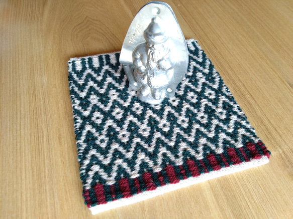 値下げ　北欧柄手織りポットマット　ローゼンゴン織のウールマット　ウールミニマット　鍋敷き 1枚目の画像