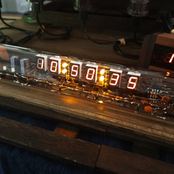 【受注生産 1ヶ月】空中配線式LED時計（横ガラス管６桁）（CK-13） 1枚目の画像