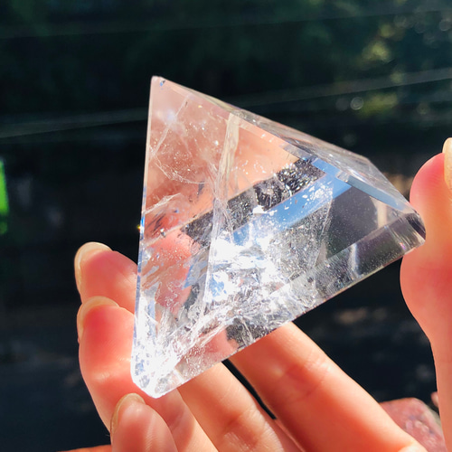 sould❗☆高品質❗神秘的天然石水晶ピラミット☆ 送料無料中>人生の成功をサポート！水晶ピラミッド 天然石 虹色