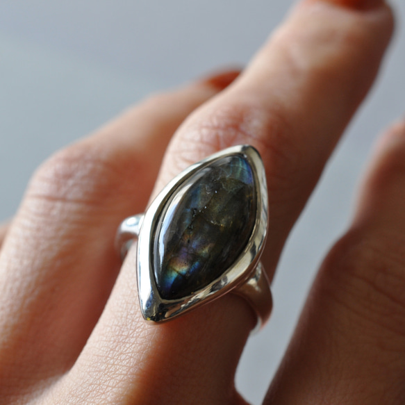 Labradorite Bezel Setting ring  ラブラドライト マーキス リング 7枚目の画像