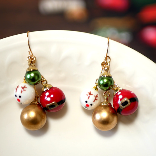 クリスマスピアス サンタとトナカイのオーナメント ピアス