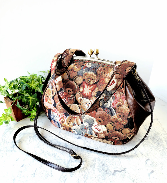 共布持ち手のデイリーがま口バッグ(レザー＆ゴブラン) ハンドバッグ