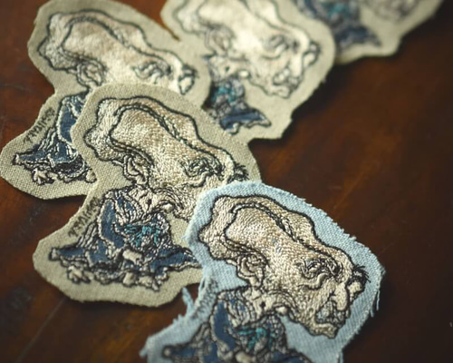 送料無料　優品刺繍額　39×34×4ｃｍ　時代物② 62c4e8c259c29c03d65b68a09f8272