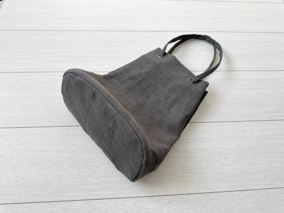 【再々入荷】グレー！★2wayざっくりリネンくったり巾着バック　麻　チャコール 4枚目の画像