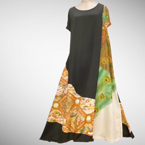 優美な孔雀ワンピース 上質留袖 1枚で主役級！着物リメイク 正絹 結婚