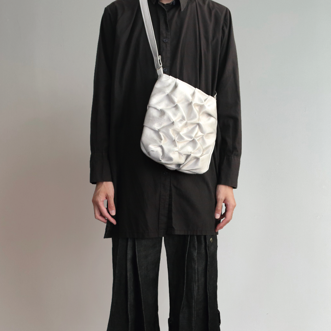 SHiWA サコッシュ [ 雪 ]