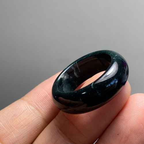 ARG3-57 墨绿色 19.5号 ミャンマー産 天然 墨绿色 黒翡翠 本翡翠