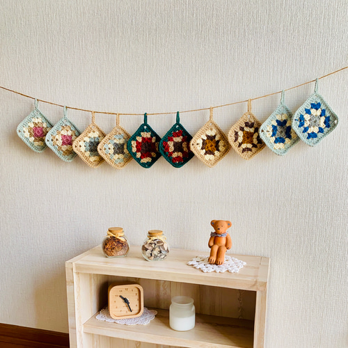 冬のおうち時間に》手編み 北欧の森＊クロシェ編み♢コースター2枚