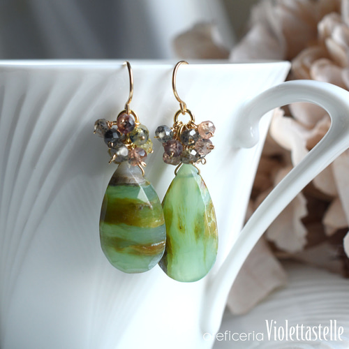 14kgfグリーンオパールピアス