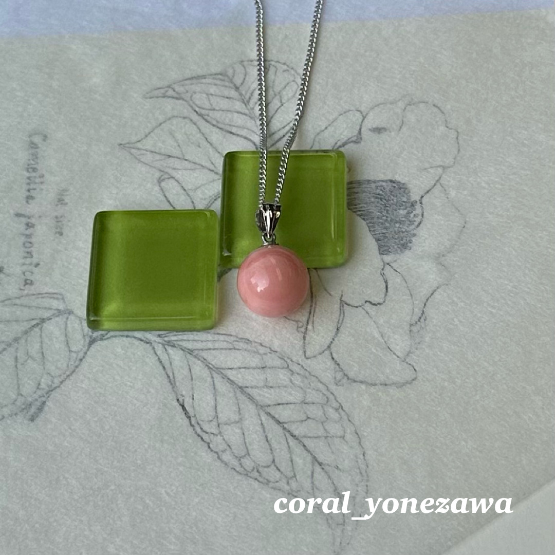 ピンク珊瑚玉のペンダント　約10,5㎜　トップSV  R51105Y3