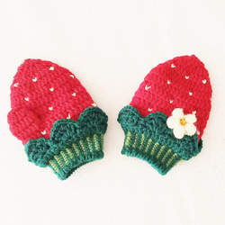 苺のミトン　キッズ　S　《送料無料》 3枚目の画像