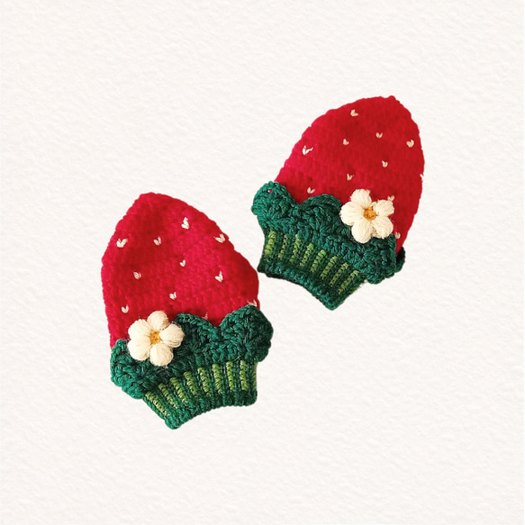 苺のミトン　キッズ　S　《送料無料》 1枚目の画像