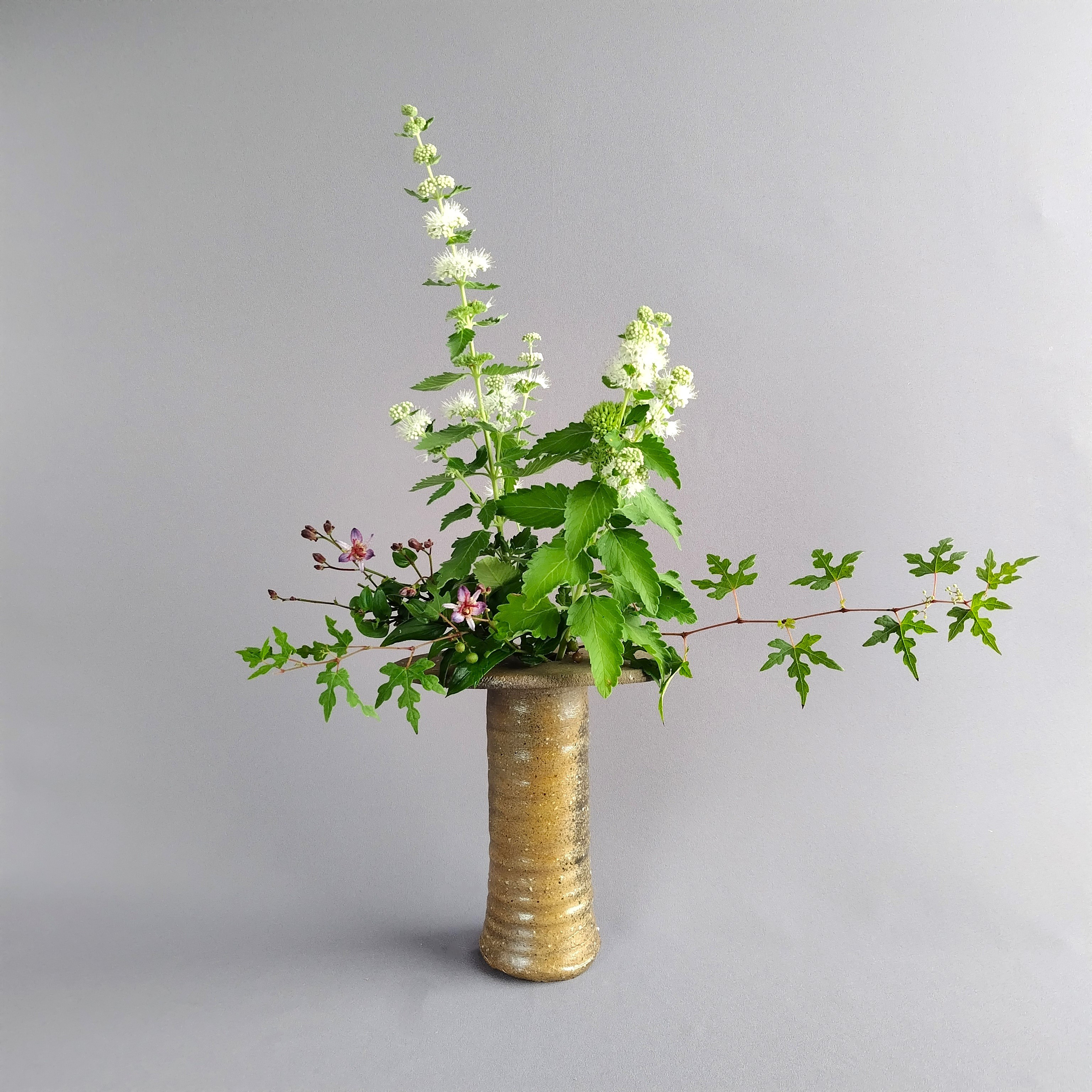 花入れ　焼締め　薪窯　【商品番号：00425】