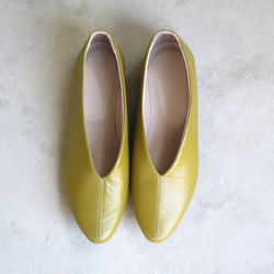 【沉穩配色】日本鶯綠真皮高跟鞋❄︎日本製❄︎ 第1張的照片