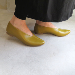 【沉穩配色】日本鶯綠真皮高跟鞋❄︎日本製❄︎ 第7張的照片