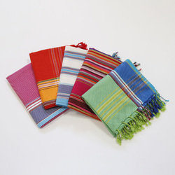 ケニアの綿織物 キコイ（ Kikoi ）ショール大判 ストール 羽織る 7枚目の画像