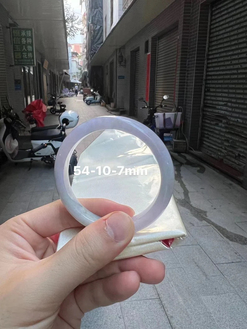 ナチュラルタイプA 紫翡翠バングル 天然紫翡翠ブレスレット