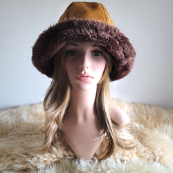 新品限定 上質ミンク編みこみ帽子 茶/フォックスポンポン付き/毛皮 ファー 新品限定◇フォックスとミンク編みこみ帽子 ◇ポンポン付き/浅い茶