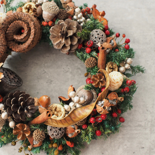 ⌘ クリスマスリース ⌘ 35cm 森のクリスマスリース 【 受注製作 】 森の恵みのクリスマスリース(35cm) | 【公式】Michika Flower