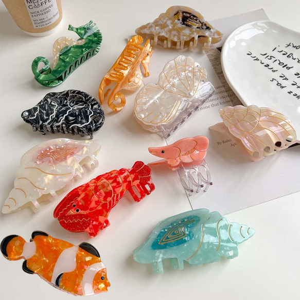 かわいくて優しい海の動物、魚、エビ、貝殻、ロブスター