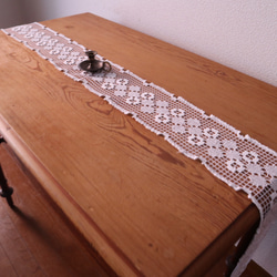フランスの手仕事/手編みフィレレースのテーブル装飾 (ヴィンテージ クロッシェ) 4枚目の画像