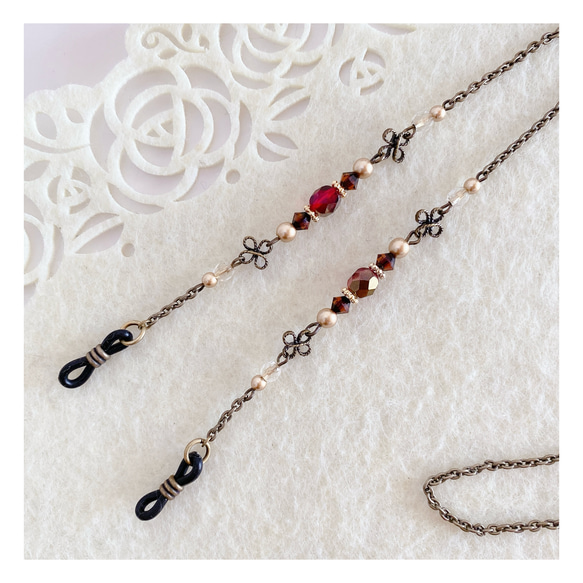 «ラスト1本»【特集掲載作品】ガーネット色チェコビーズ＆SWAROVSKIのアンティーク調メガネチェーン 4枚目の画像