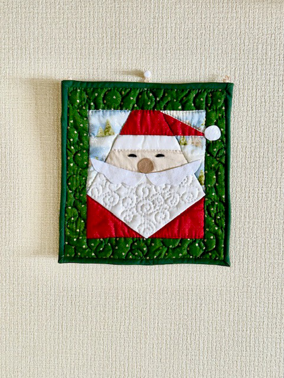 【クリーマ限定クリスマス2023】サンタのミニタペストリーI 1枚目の画像